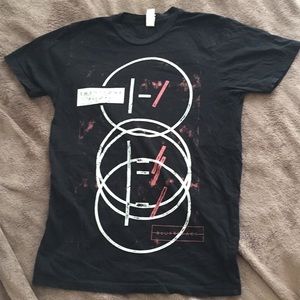 Twenty One Pilots band shirt